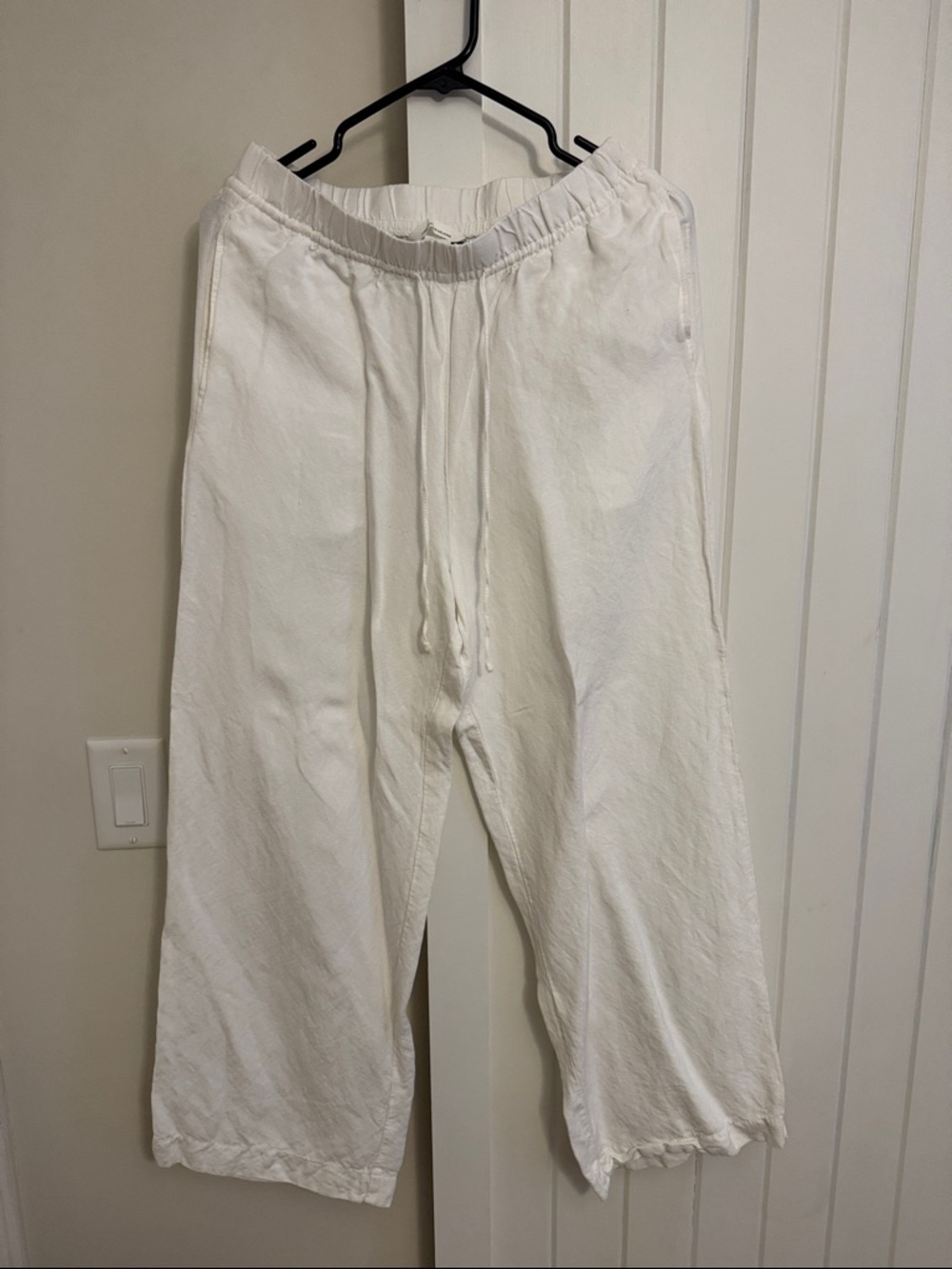 Women’s White Drawstring Linen Pants